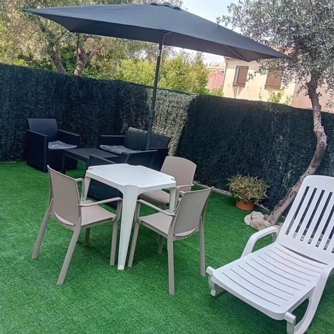 Studio Cosy Terrasse Front Mer Cagnes-sur-Mer Zewnętrze zdjęcie